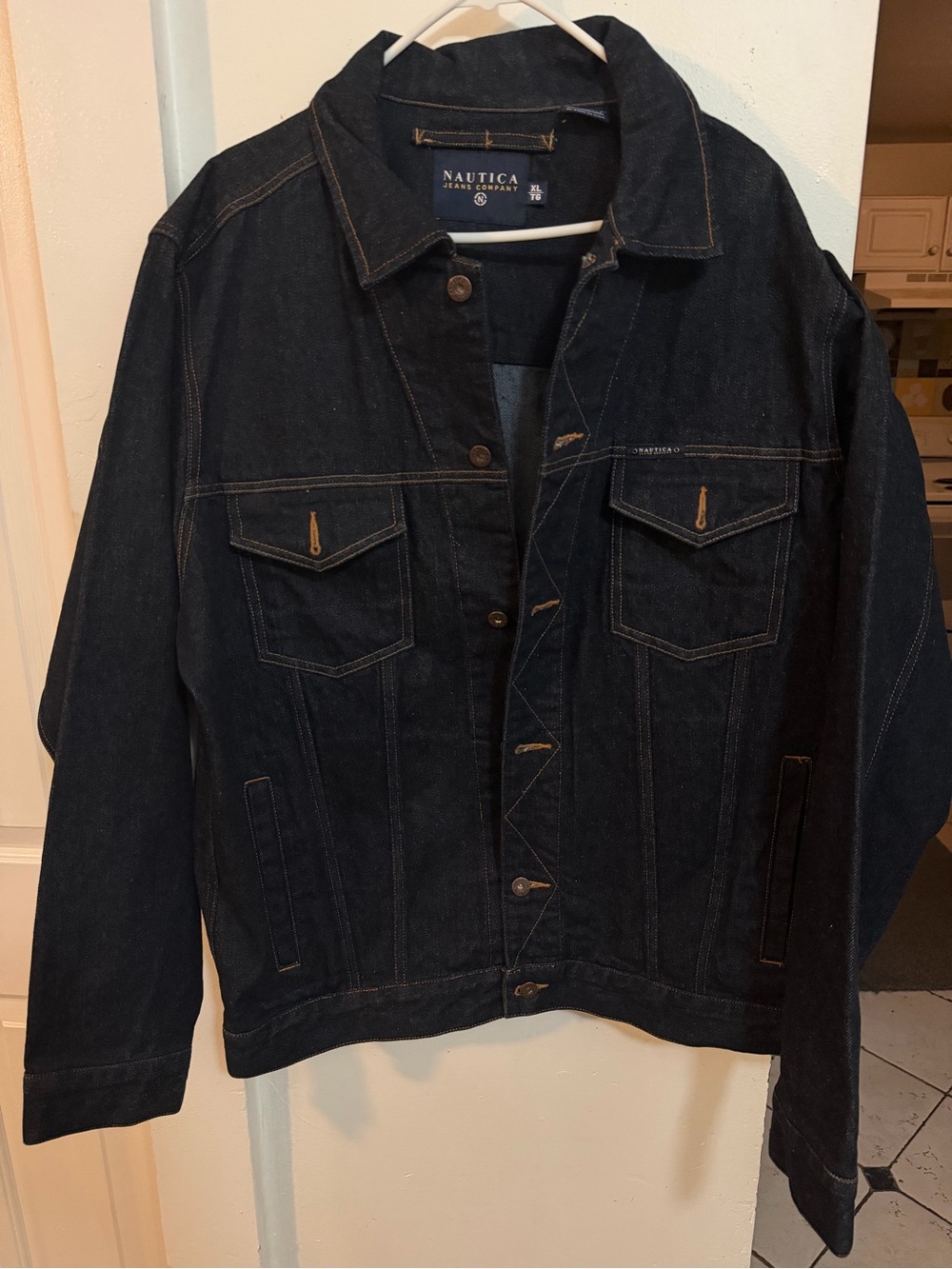 Classic Nautica Jeans Company denim jacket in men’s XL